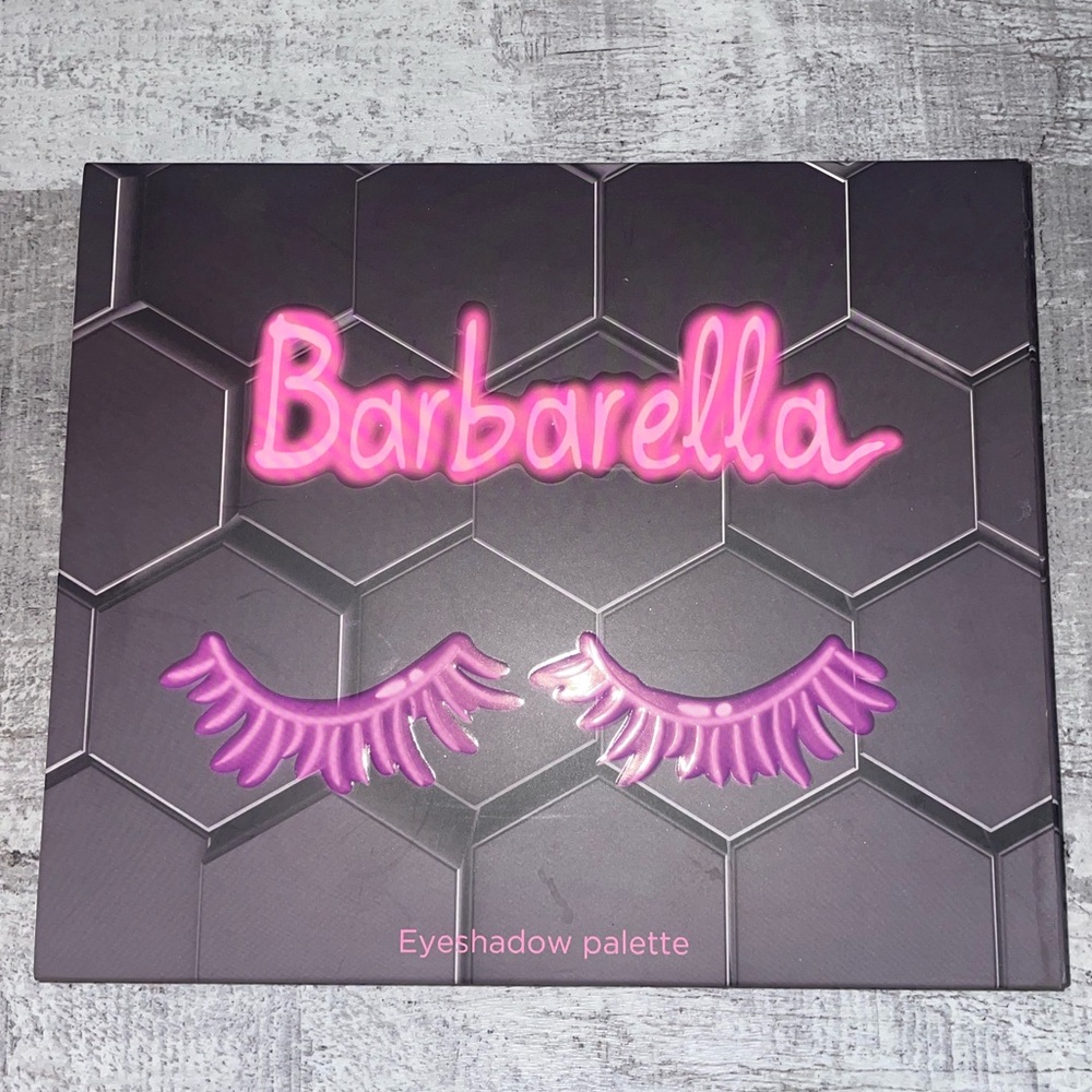🎀New Barbarella Eyeshadow Palette